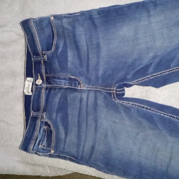 Jordache Skinny Jeans - Picture 2 of 5